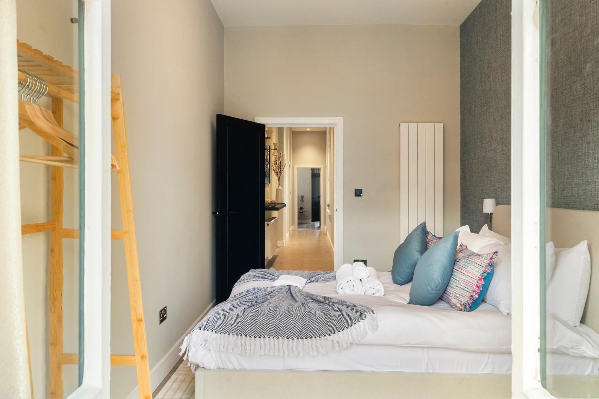 Luxury 3 Bedroom Flat 5 Min Walk To Maida Vale Tube Station Apartament Londra